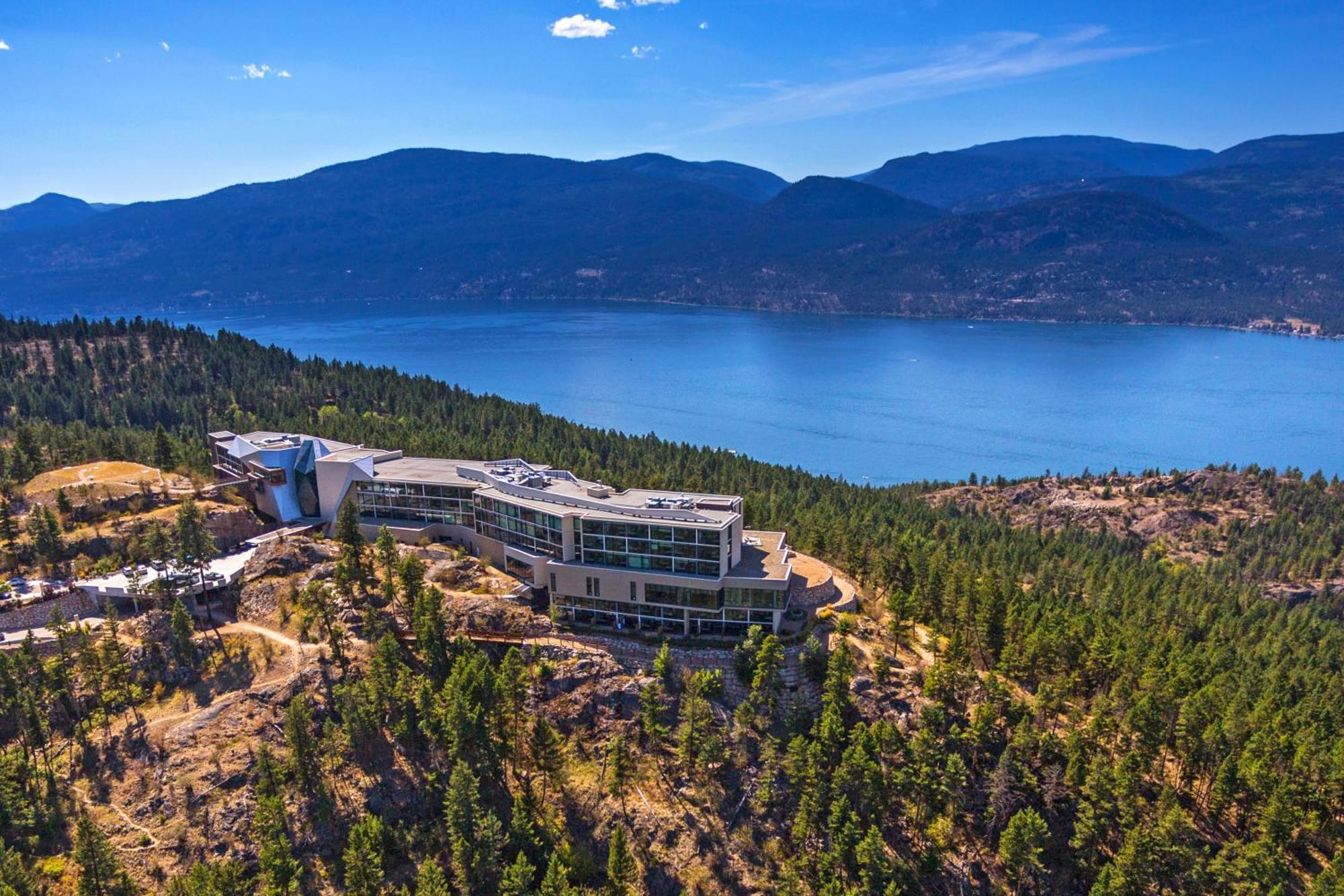 Resort Sparkling Hill And - Adults-only Vernon